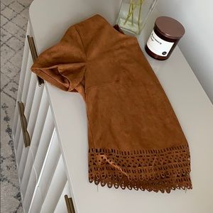 Suede Detailed Crop Top